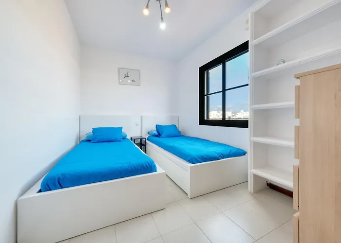 Paradise - Pool & Tennis By Lanzarote