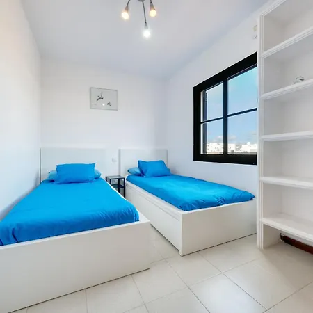 Paradise - Pool & Tennis By Lanzarote