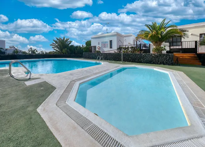 Paradise - Pool & Tennis By Lanzarote Apartment